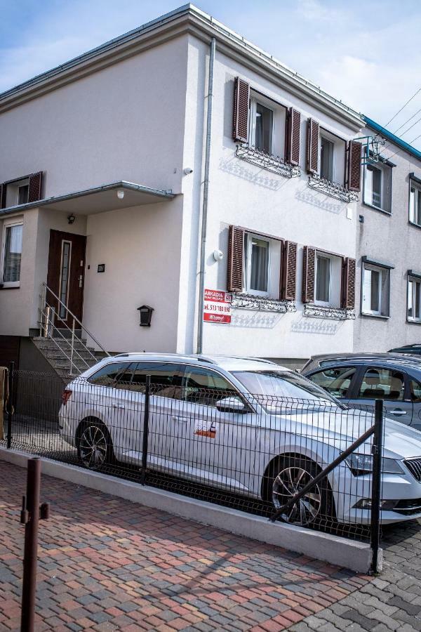 Pokoje Goscinne Arkadia Wrzesnia Exterior photo